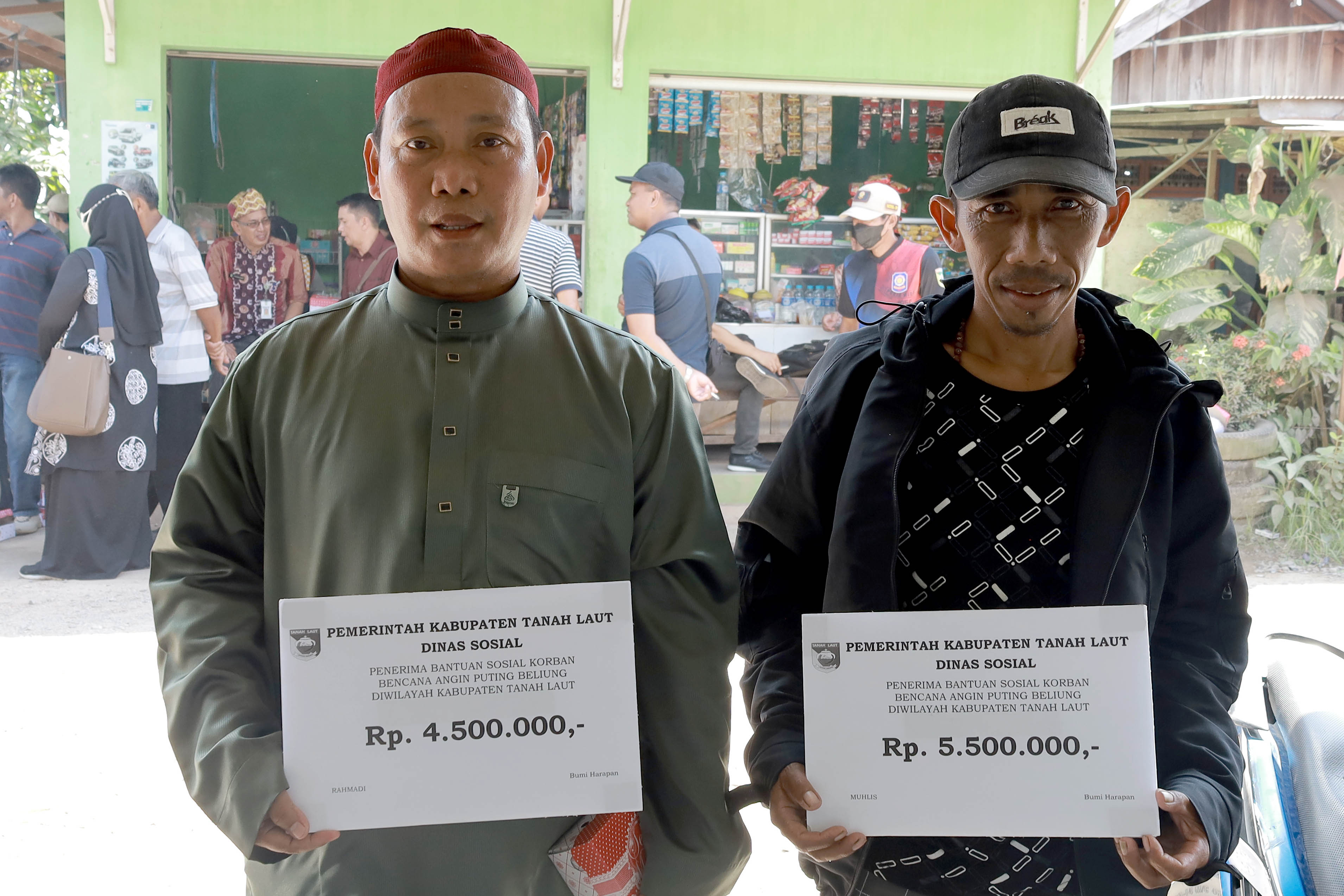 25 Korban Puting Beliung Terima Bantuan Dari Dinsos Tala