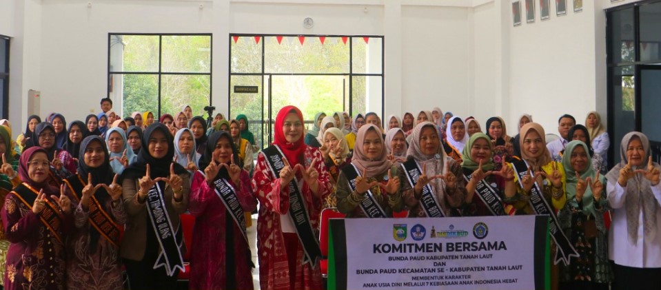 Bunda PAUD Tanah Laut Tegaskan Komitmen Wujudkan Wajib Belajar 13 Tahun di Panyipatan