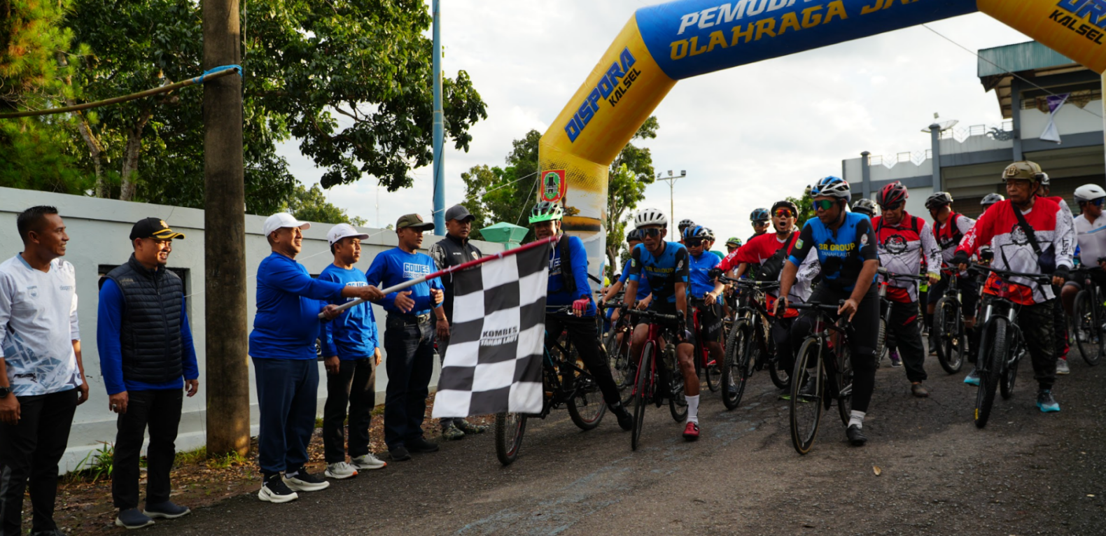 Semarak Gowes Bareng FTI dan ISSI, Wabup Zazuli: Sepeda Bukan Sekadar Olahraga, Tapi Simbol Hidup Se