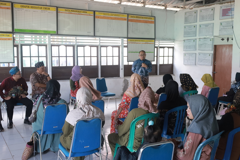 Disnakerind Tala Gandeng BP3MI Kalsel Sosialisasi Pekerja Migran di MTP Desa Batakan