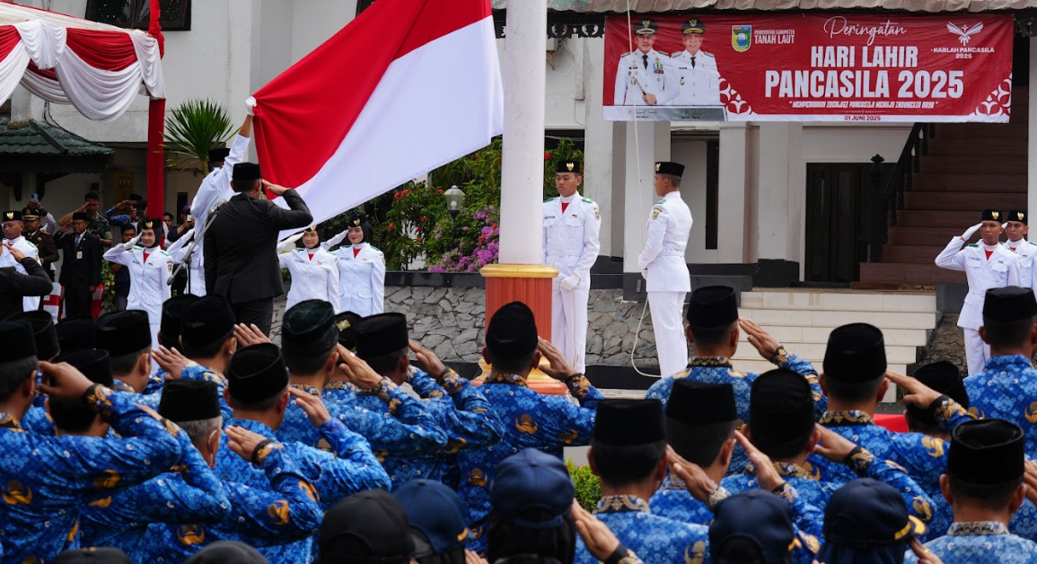 Bupati Rahmat Pimpin Upacara Peringatan Hari Lahir Pancasila 2025