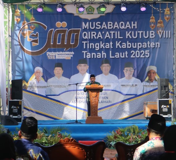 WAKIL BUPATI TANAH LAUT RESMI TUTUP MUSABAQAH QIRAATIL KUTUB (MQK) VIII TAHUN 2025