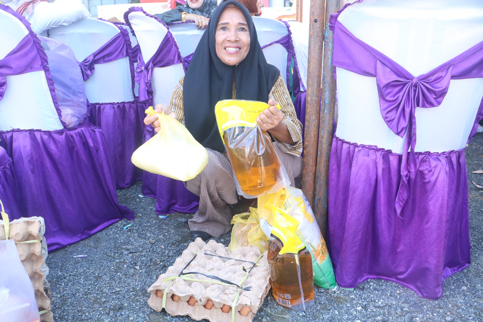 Belanja di Pasar Murah, Nurilah Akui Harga Sangat Murah