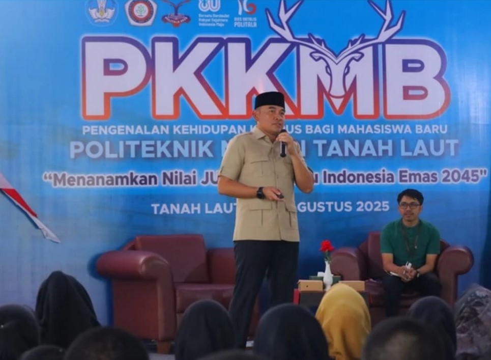 H. Rahmat Trianto Motivasi 629 Peserta PKKMB Politeknik Tala