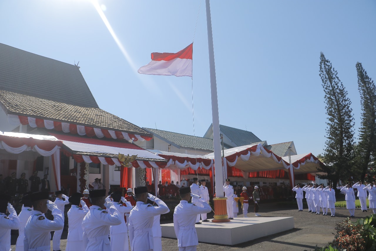 Detik-Detik Peringatan HUT Ke-79 RI di Tanah Laut Berlangsung Khidmat