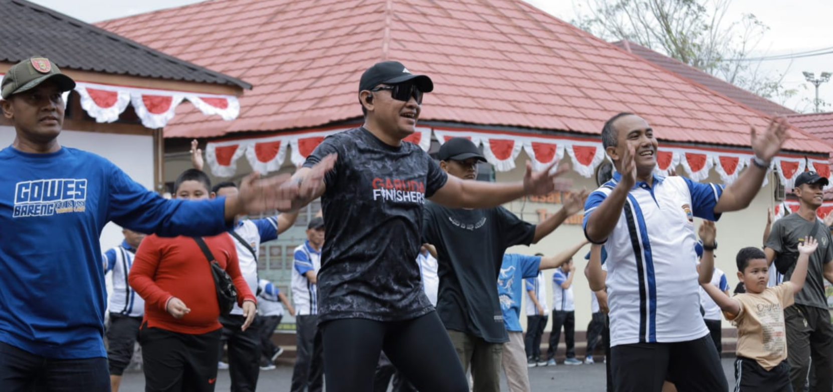 Bupati Tala Berolahraga Bersama dalam Peringatan Hari Bhayangkara ke-79