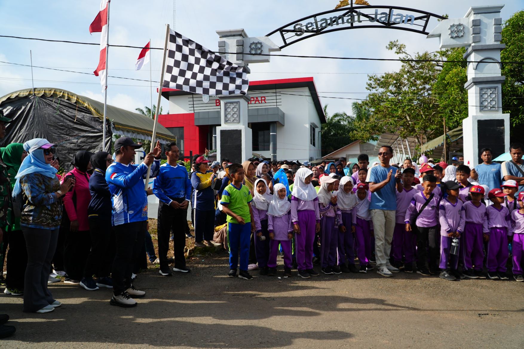 Peringatan Hari Jadi Kabupaten di Batu Ampar Berlangsung Meriah