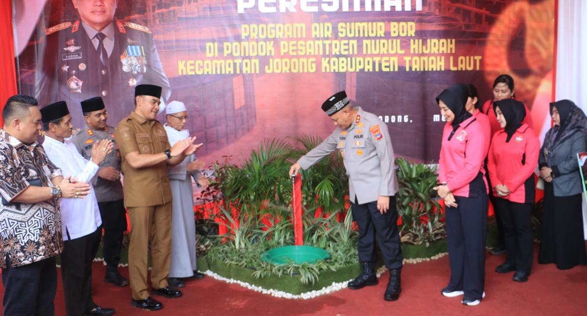 Dukung Kemandirian Ponpes, Bupati Tala Apresiasi Bantuan Kapolda bagi Ponpes Nurul Hijrah