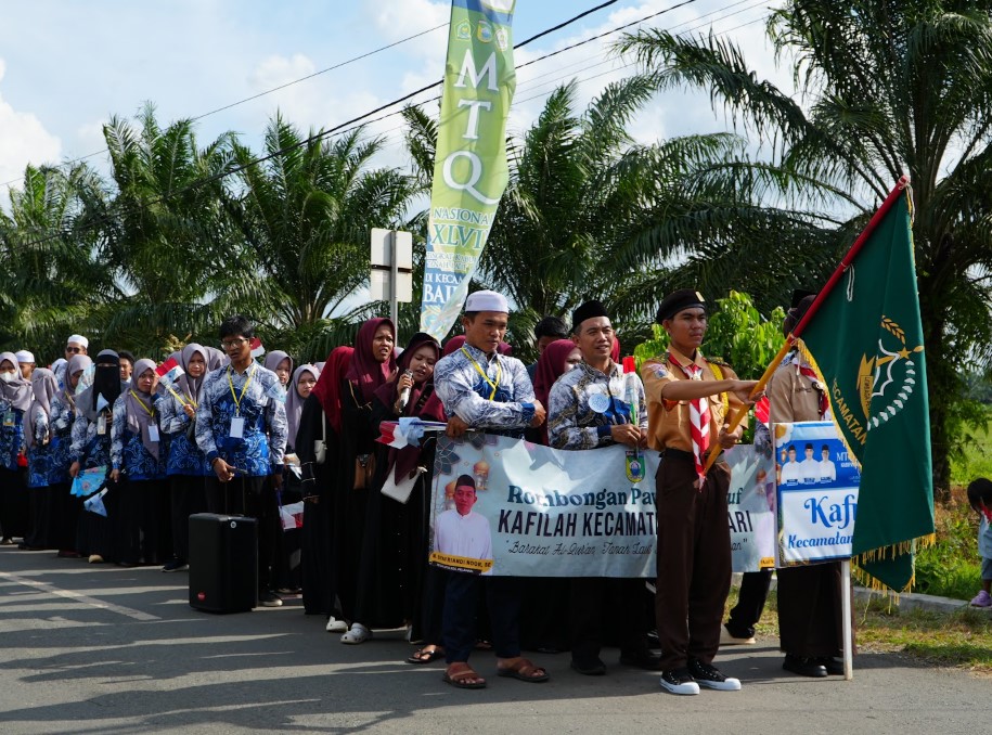 Pawai Ta'aruf Meriahkan MTQ Nasional XLVII Tingkat Kabupaten Tanah Laut