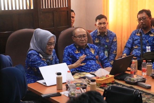 Kick Off Meeting Survei Kepuasan MCP KPK RI, Pj Sekda Tala Rangkul Eselon Dibawahnya