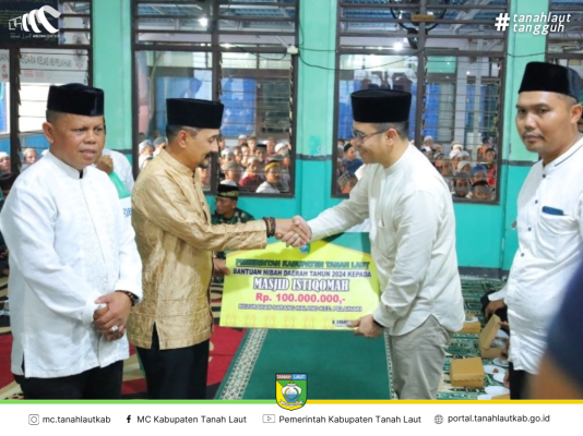 Pj. Bupati Tala Serahkan Bantuan 100 Juta Untuk Masjid Istiqomah Rutan Kelas II B Pelaihari