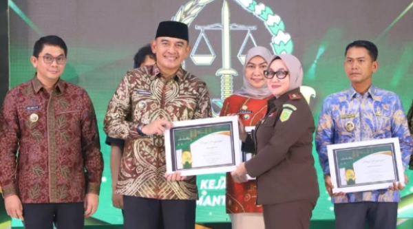 Bupati Tala Hadiri Peresmian Gedung Baru Kantor Kejaksaan Tinggi Kalsel