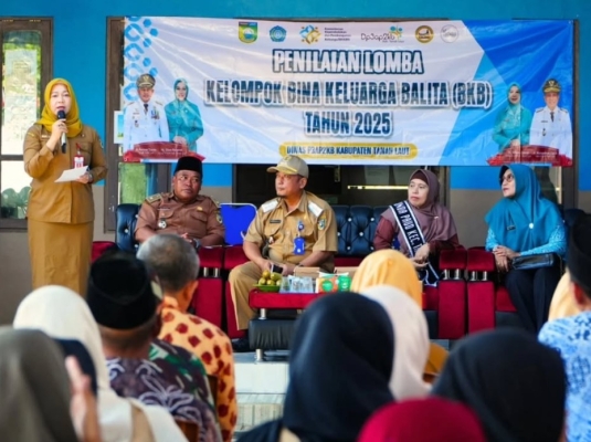 Bupati Tanah Laut Apresiasi Lomba BKB di Desa Benua Lawas, Dorong Pencegahan Stunting