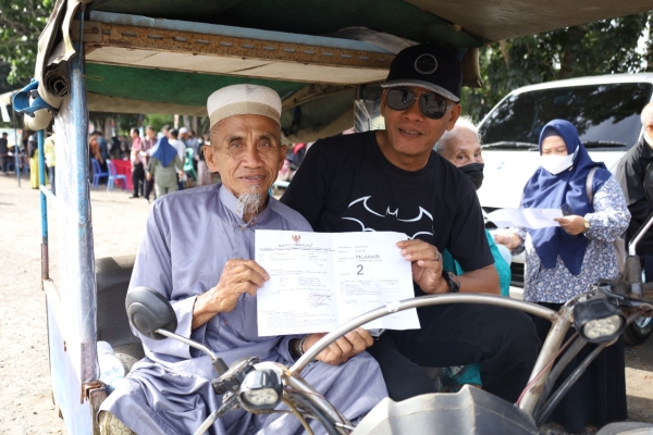Tangani Dampak Inflasi, Pemkab Tala Mulai Salurkan Bansos ke Belasan Ribu Penerima
