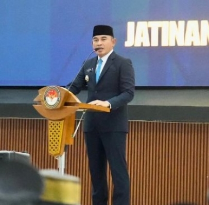 BUPATI TANAH LAUT HADIRKAN REVOLUSI PENDIDIKAN DI IPDN: KULIAH UMUM YANG MENGUBAH PARADIGMA