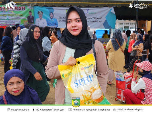Hadapi Bulan Ramadhan Rina Manfaatkan Pasar Murah