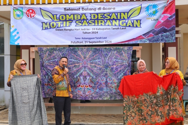 Motif Lembayung Negeri Bumi Tuntung Pandang Terpilih Jadi Motif Sasirangan Hari Jadi Tanah Laut 2024