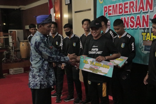 Selain untuk Atlet, Pemkab Tala Turut Berikan Bonus bagi Pelatih Forda dan Popda