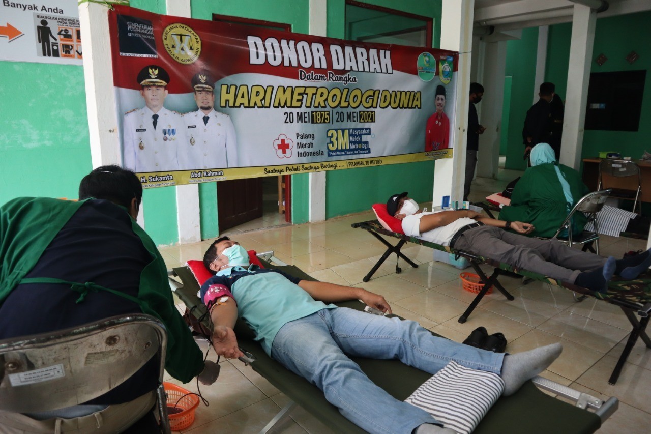 DISKOPDAG TALA GELAR BAKTI SOSIAL PADA PERINGATAN HARI METROLOGI DUNIA