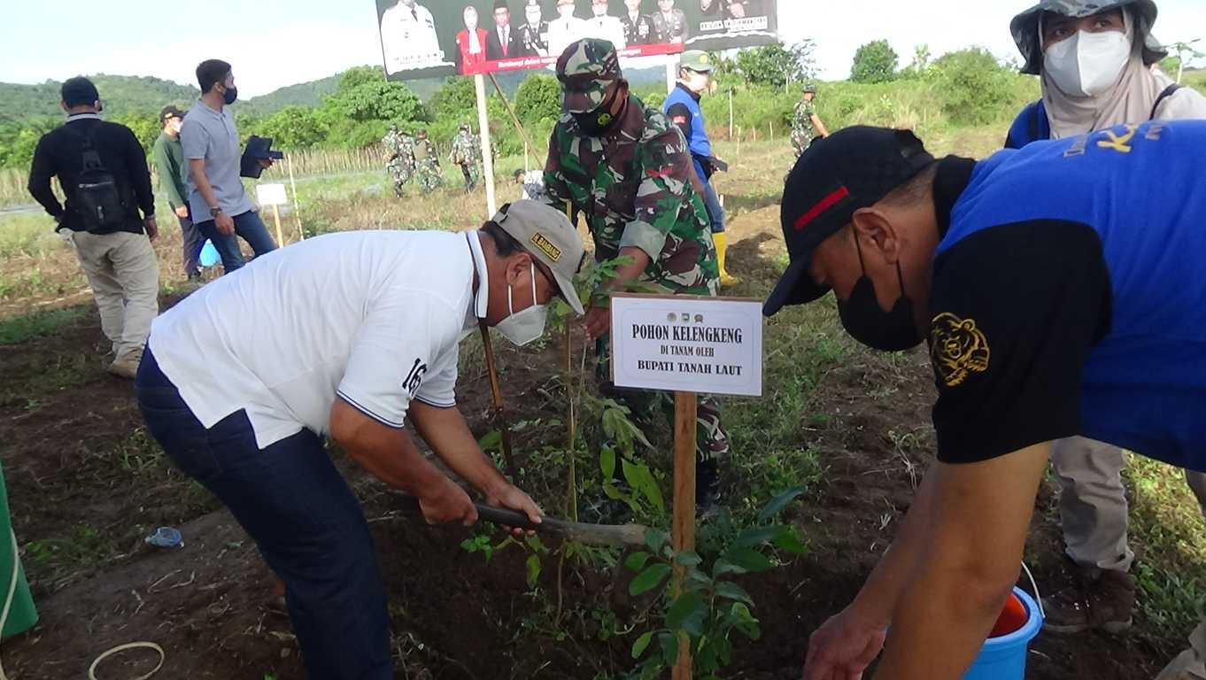 PEMKAB TALA DUKUNG SATU JUTA POHON UNTUK REVOLUSI HIJAU KALIMANTAN SELATAN