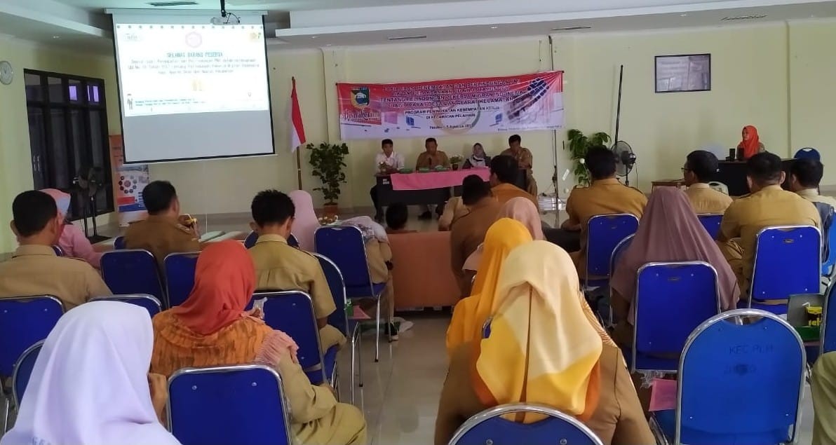 Disnakerind Sosialisasikan Tentang Pekerja Migran Indonesia