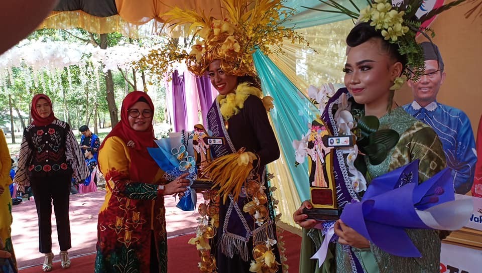Perdana Ikuti National Borneo Orchid Show, Putri Asal Papua menjadi Juara