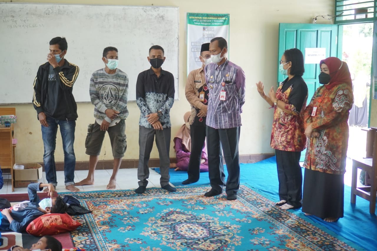 GELAR SUNAT MASSAL GRATIS, WARGA SENANG PEMKAB TALA HADIR KE DESA TANJUNG