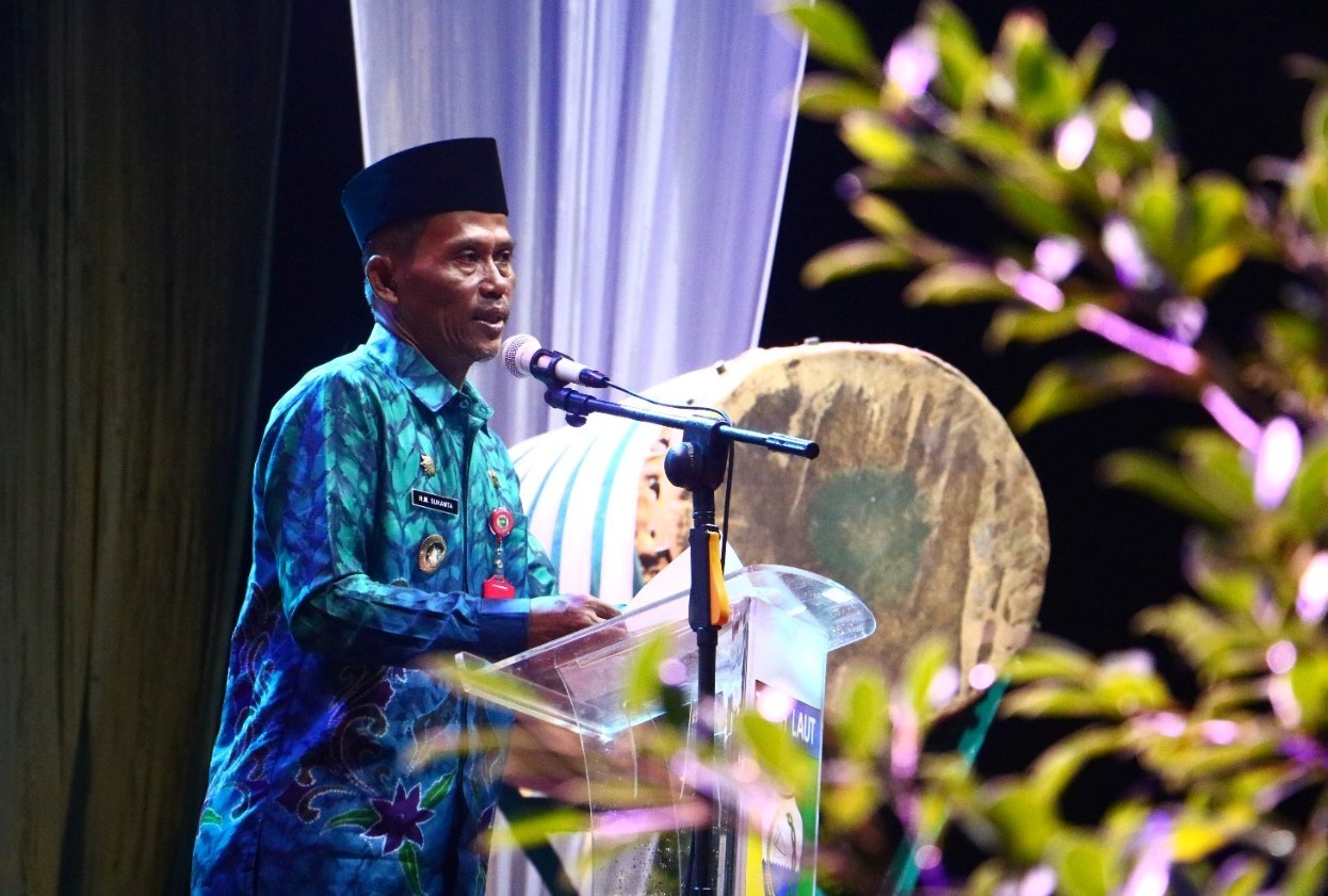 MASYARAKAT TANAH LAUT DIHARAPKAN MEMBIASAKAN DIRI DENGAN AL-QURAN