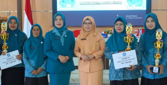 TP PKK Tanah Laut Dorong Inovasi dan Kemandirian Kelompok UP2K PKK