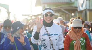 Semarak HKG PKK ke-54 dan Hari Kartini, TP PKK Tala Launching Gema Darling Tala di Pantai Batakan
