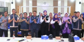 Hj. Dian Rahmat Tekankan Sinkronisasi Program dalam Rakor Posyandu 6 SPM Tala
