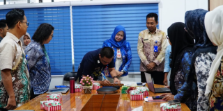 Sekda Pimpin Finalisasi PJPK, Pemkab Tanah Laut Integrasikan 30 Indikator Pembangunan Kependudukan