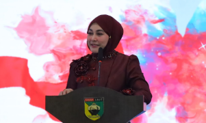 Peringati Hari Kartini ke-147, Ketua TP PKK Tanah Laut: Kebaya Adalah Bentuk Perjuangan