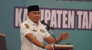 Bupati Tanah Laut H. Rahmat Trianto Buka Bimtek Paralegal POSBANKUM Desa/Kelurahan Sekabupaten TanahLaut